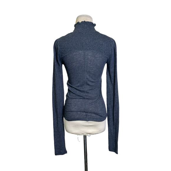 We The Free gray long sleeves mock detail neck size XS - Picture 3 of 12